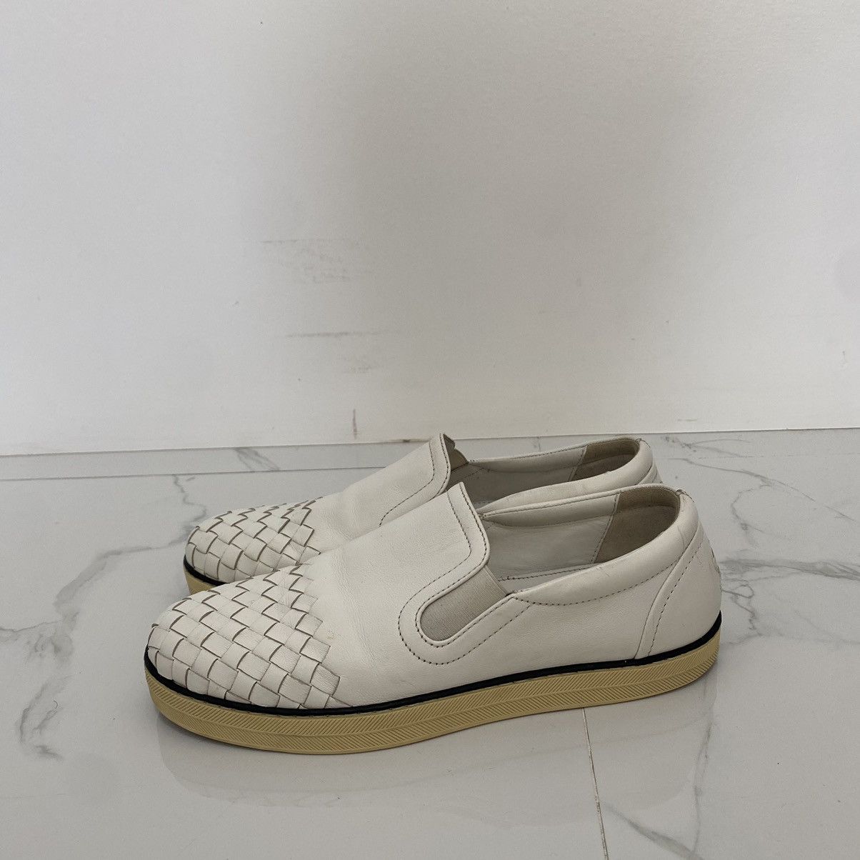 Bottega Veneta Bottega Veneta Intrecciato Slip on Sneakers Size US 7.5 / IT 37.5 - 2 Thumbnail