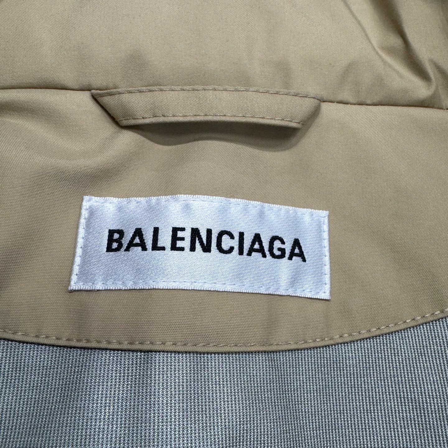 Balenciaga Balenciaga Logo Print Shell Jacket Size US S / EU 44-46 / 1 - 3 Thumbnail