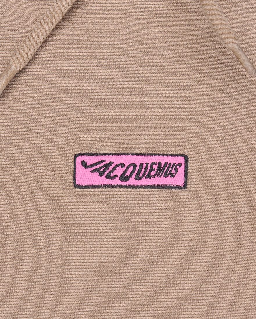 Jacquemus o1mle1025 Le Sweatshirt Hoodies Giardino in Dark Beige Size US XS / EU 42 / 0 - 5 Thumbnail