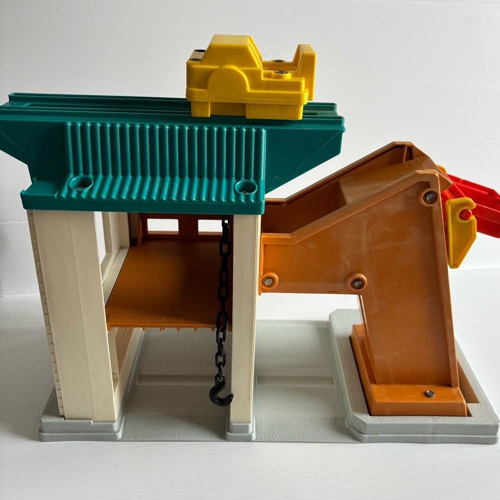 Designer Vintage 1976 Fisher Price Toys 942 Play Family Lift & Load Size ONE SIZE - 2 Thumbnail