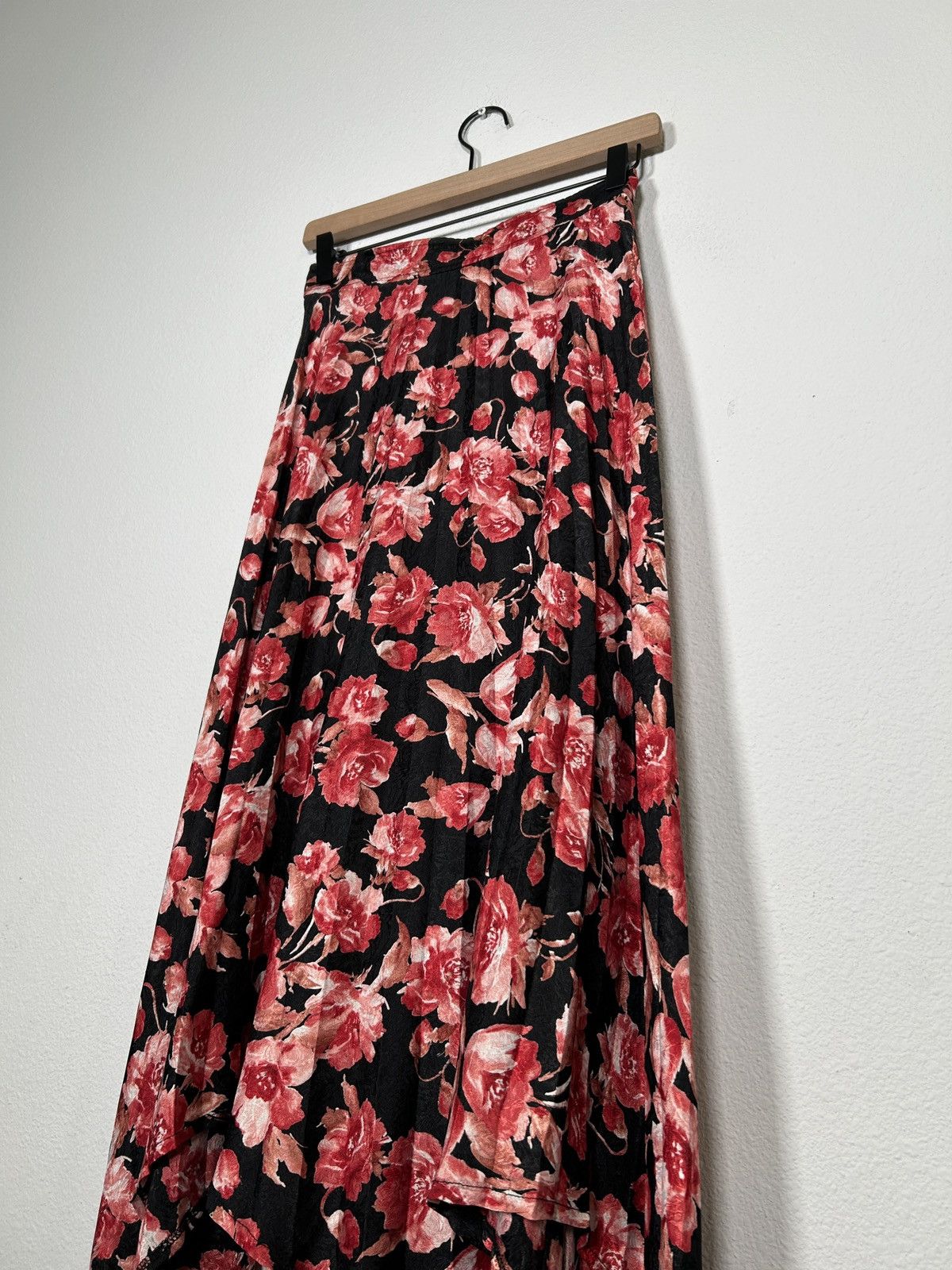 Thebe Magugu Floral Pleated Knife Skirt Size 26" / US 2 / IT 38 - 2 Thumbnail