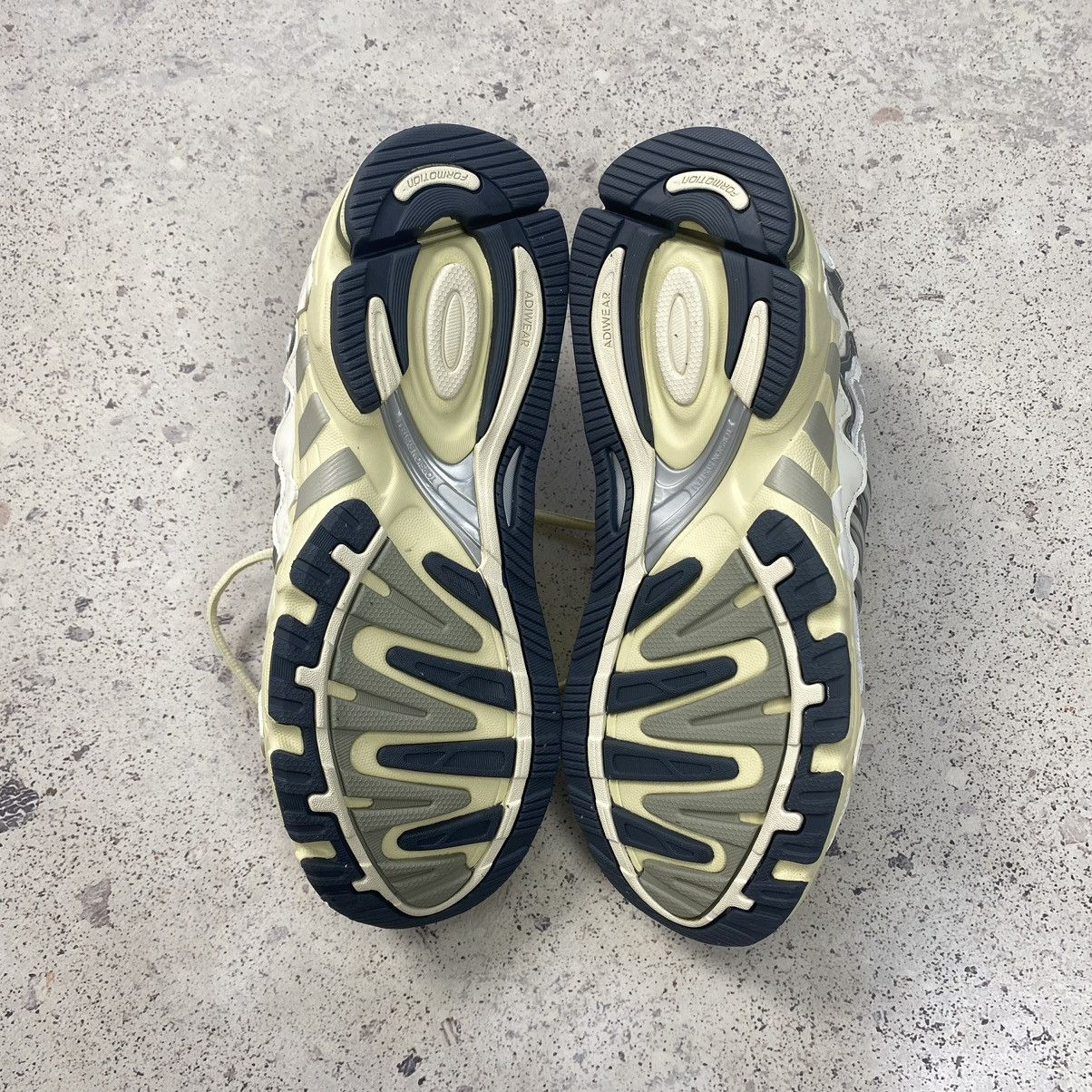 Adidas Adidas × Bad Bunny Responce CL Cream Blokecore y2k Size us7 Size US 7 / EU 40 - 8 Thumbnail