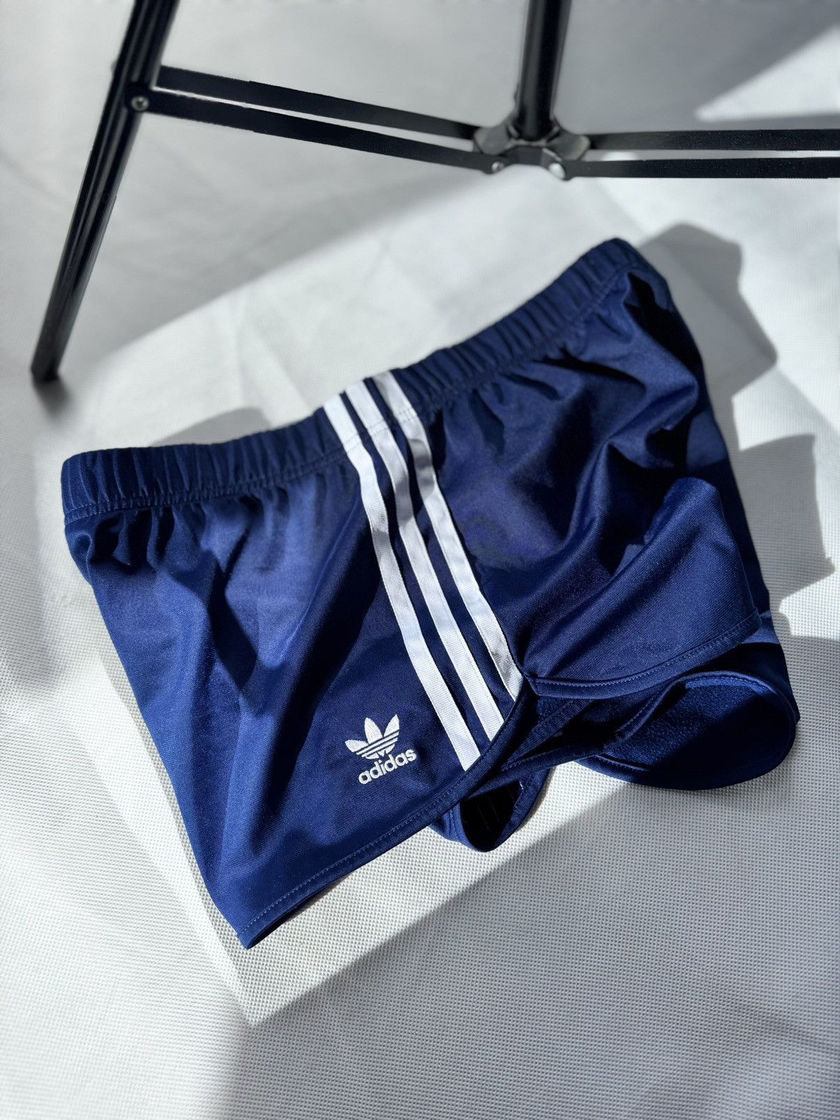 Adidas × Vintage Vintage Y2K Adidas Pinterest Mini Shorts Streetwear 90s Size US 32 / EU 48 - 2 Thumbnail