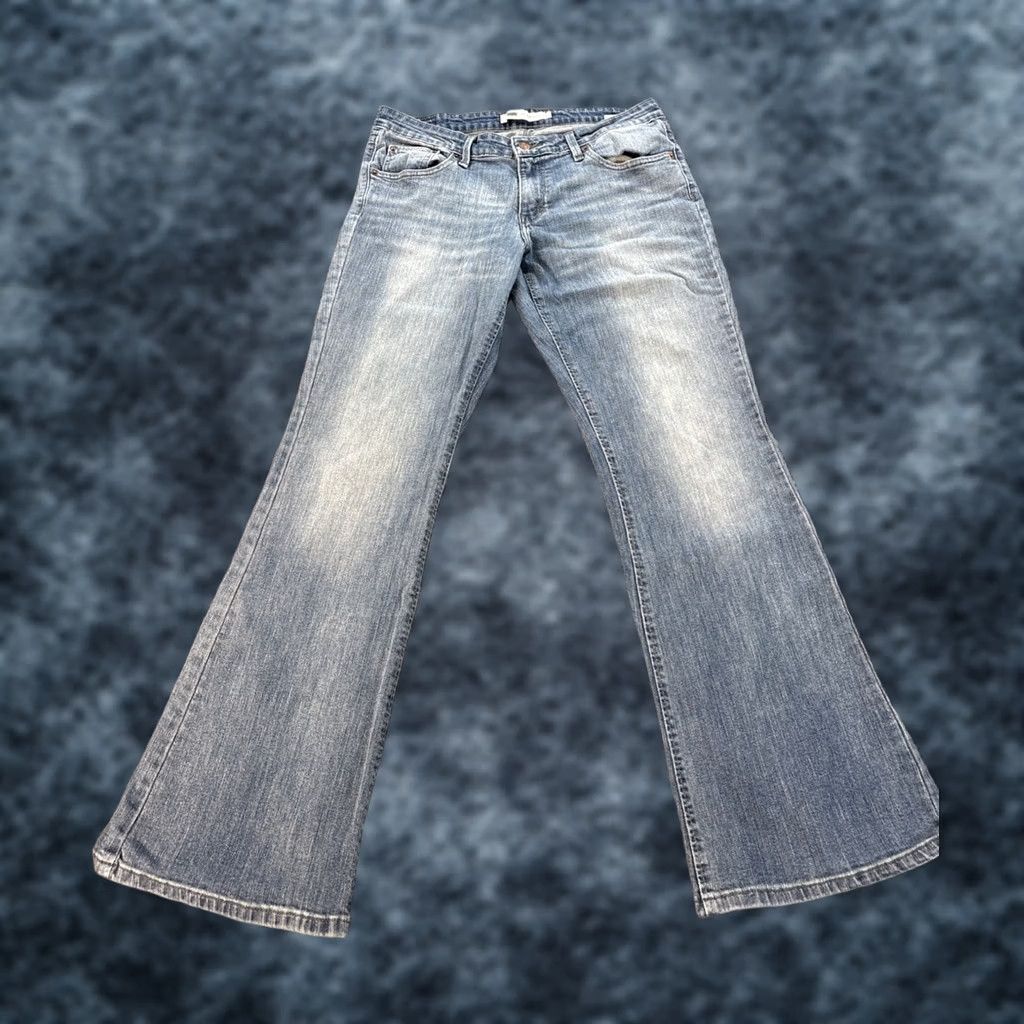 Levi's VINTAGE Levi’s 518 Low Rise Boot Cut Jeans Women 32x31 Light Blue Denim 5-Pocket Logo Slim Regular Strapless? (No) Size 24" / US 00 / IT 34 - 1 Thumbnail