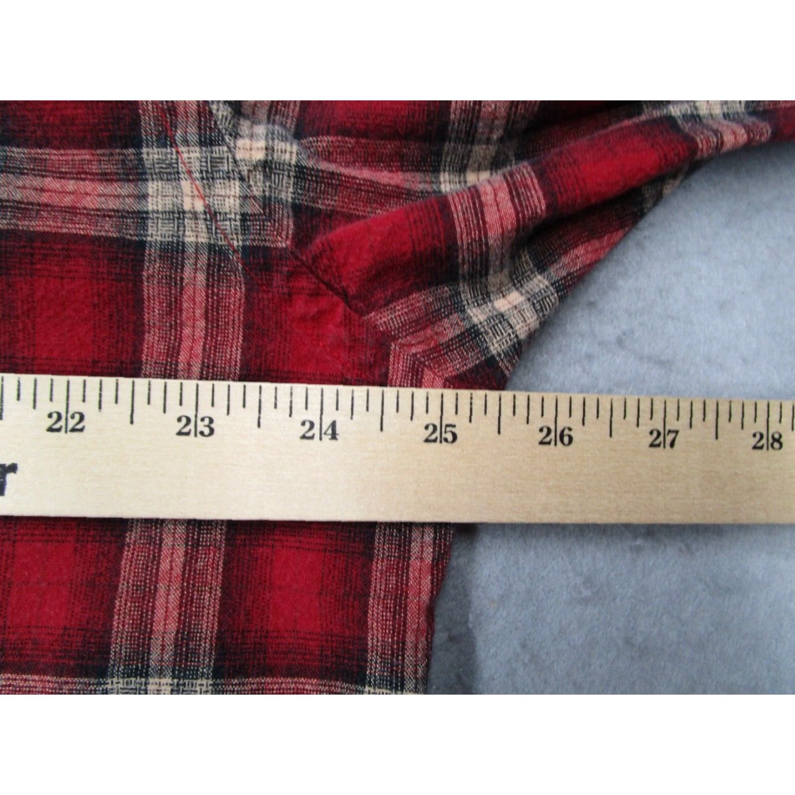 Pendleton VINTAGE Pendleton Men's Button-Up Shirt XL Red Check Cotton Casual Outdoor Shopwear Size US XL / EU 56 / 4 - 6 Thumbnail