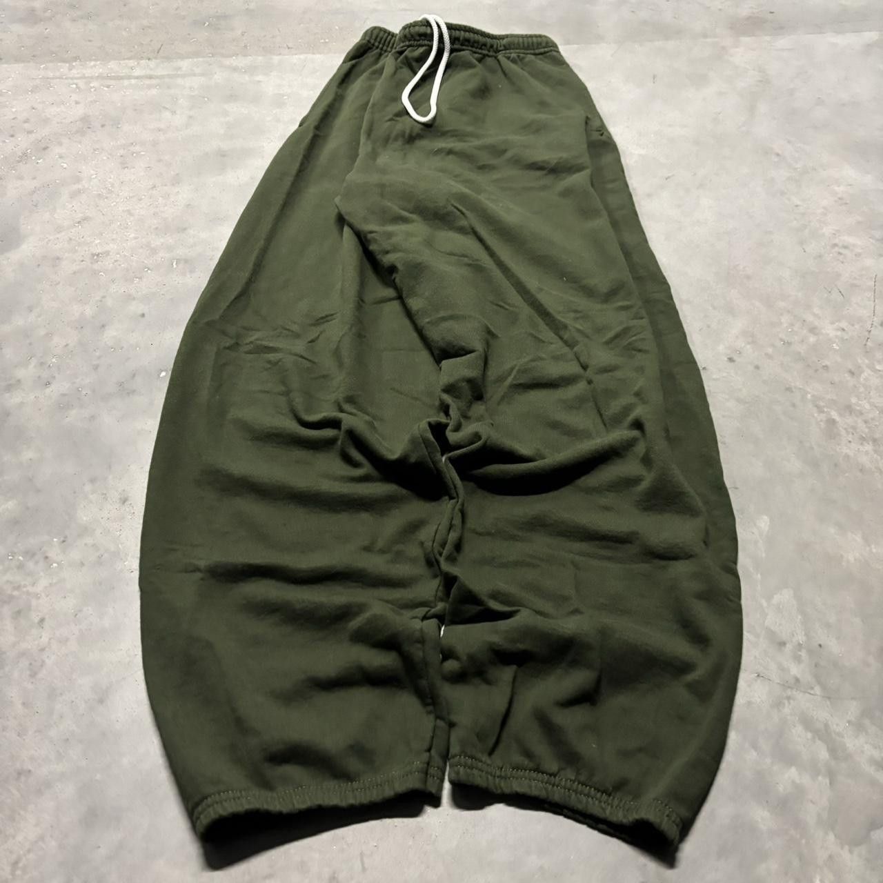 Vintage Vintage Y2K/2000s Dark Green Earth Tone Skater Essential Sweatpants! Size US 34 / EU 50 - 3 Thumbnail