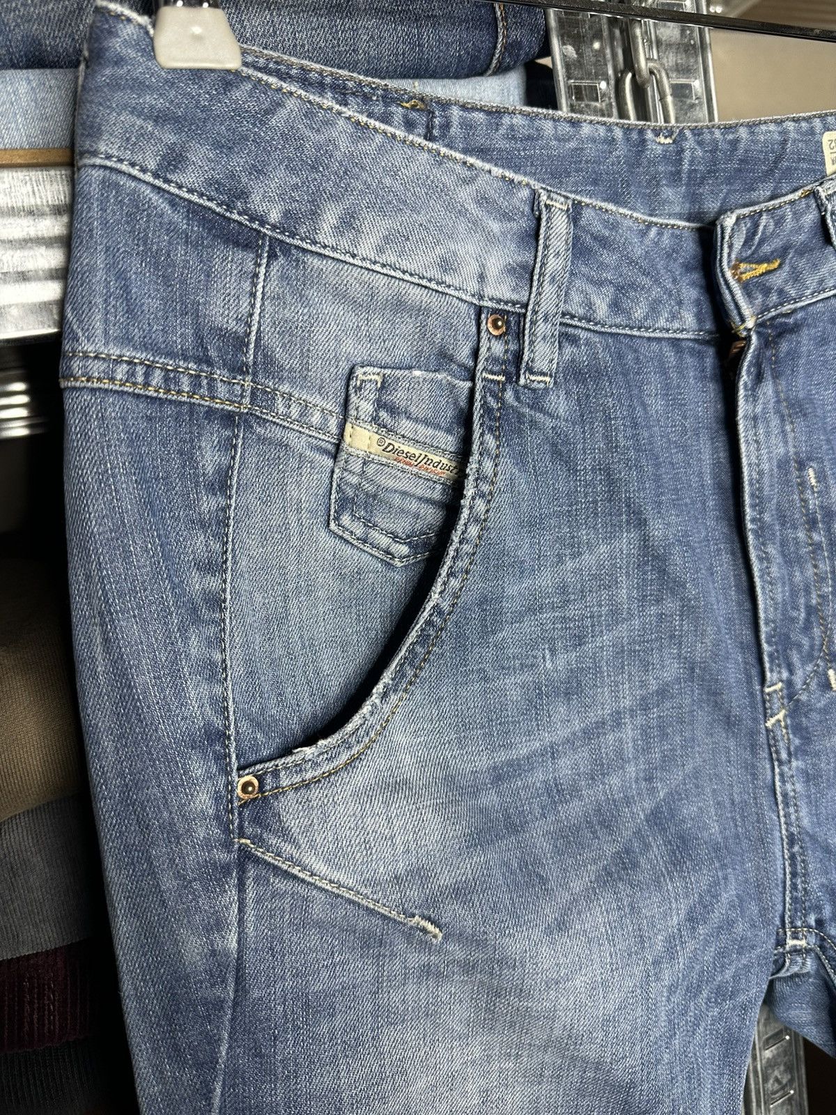 Diesel DIESEL FAYZA 26 x 32 Women’s s Denim Jeans Pants Tapered Leg Size 26" / US 2 / IT 38 - 8 Thumbnail