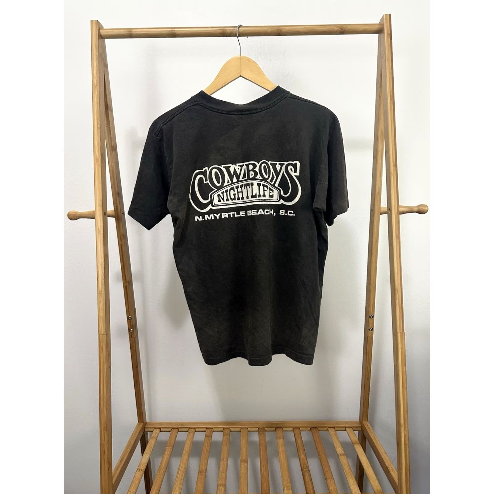 Avenue VTG Cowboys Night Life Myrtle Gradient Sun Faded Worn Venue Band T-Shirt M Shirt Mens Black Cowboy faded worn Windy Hill 90s Boys Girls Mens Size US M / EU 48-50 / 2 - 2 Thumbnail