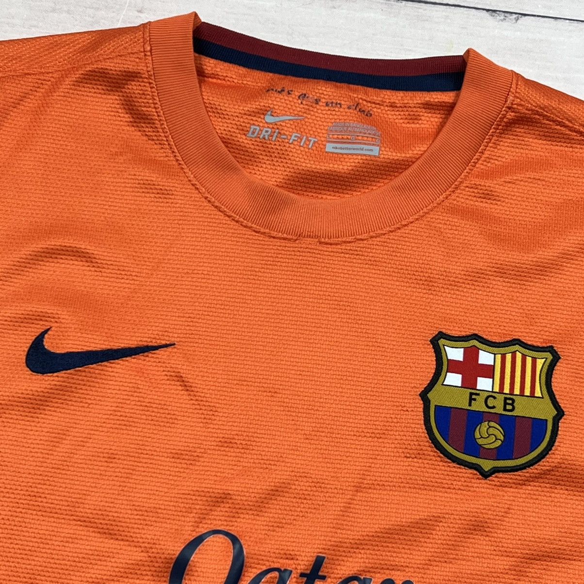 Nike Nike FC Barcelona Away Kit Tee Tshirt Jersey Yellow Orange Size US L / EU 52-54 / 3 - 2 Thumbnail