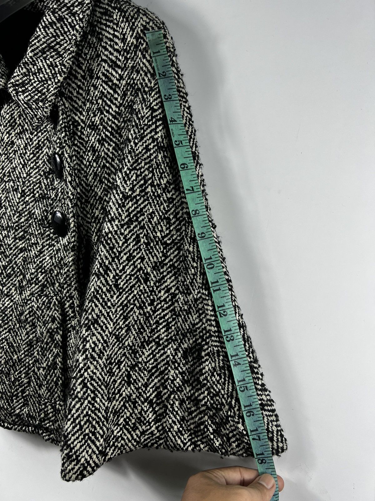 Japanese Brand 🔥 Natural Couture Japanese Tweed button Capes Size S / US 4 / IT 40 - 6 Thumbnail