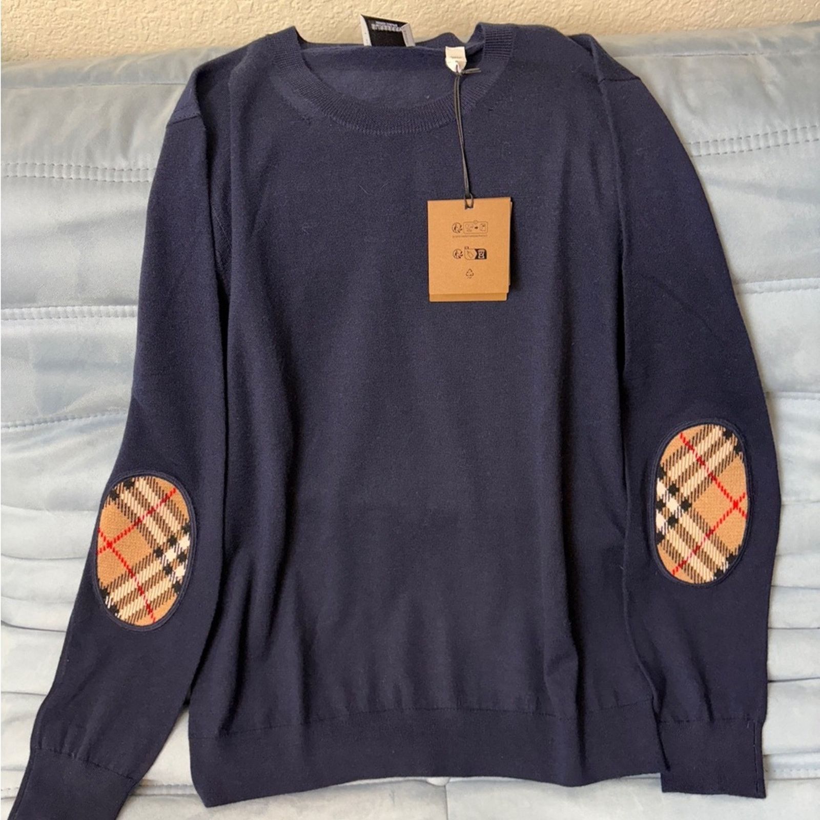 Burberry women's wool sweater navy M NWT