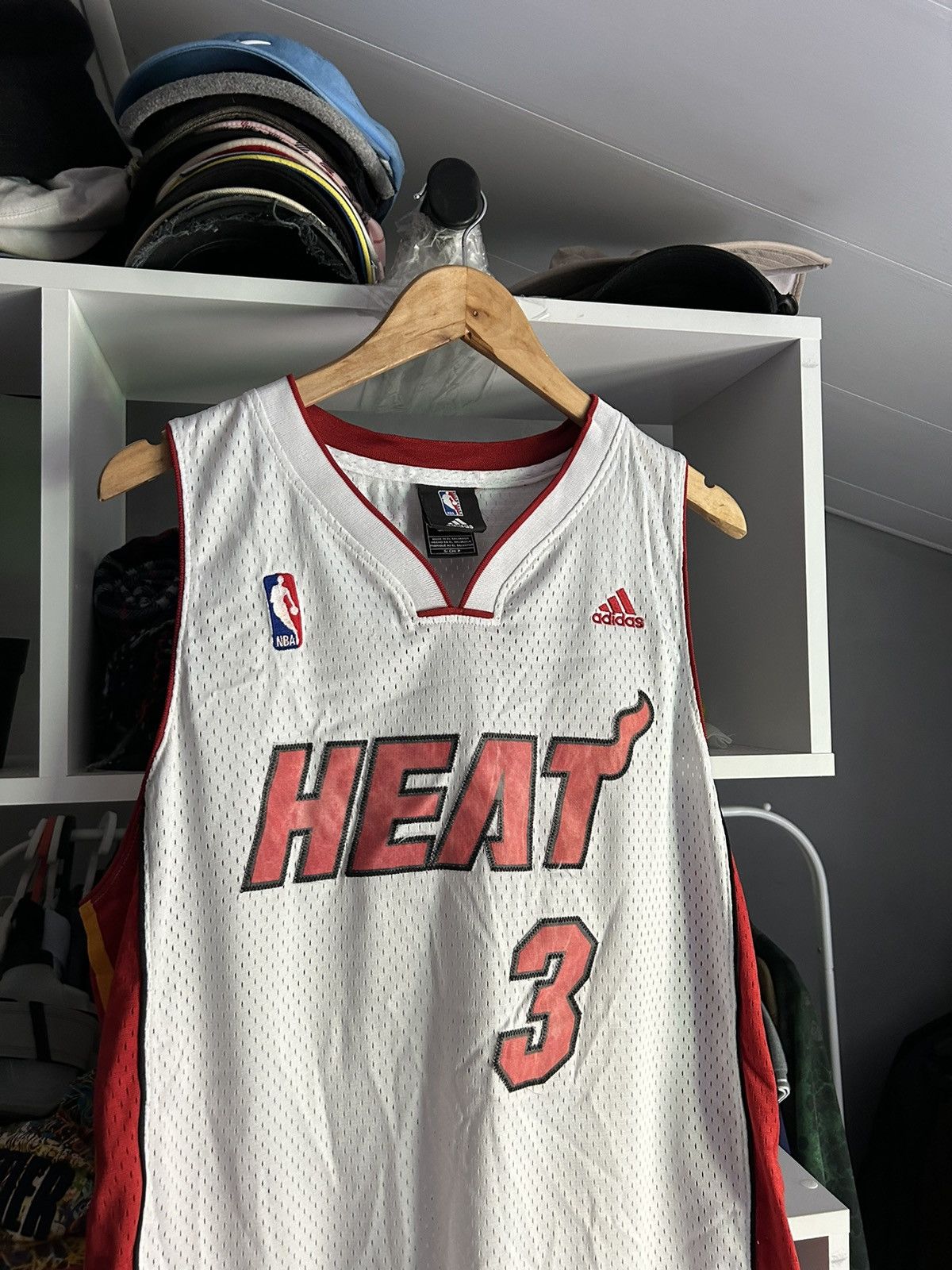 Adidas × NBA Vintage Miami Heat Dwyane Wade 3 NBA Adidas Stitched Jersey Size US S / EU 44-46 / 1 - 3 Thumbnail