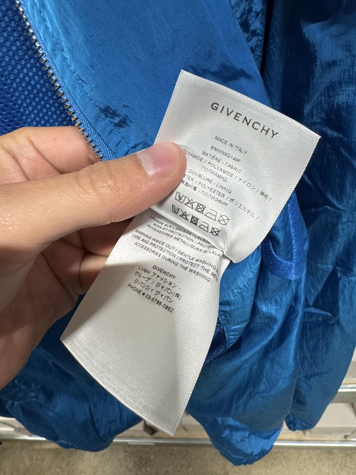 Givenchy Givenchy Logo Nylon Windbreaker NEW 2000$ Size US XL / EU 56 / 4 - 8 Thumbnail