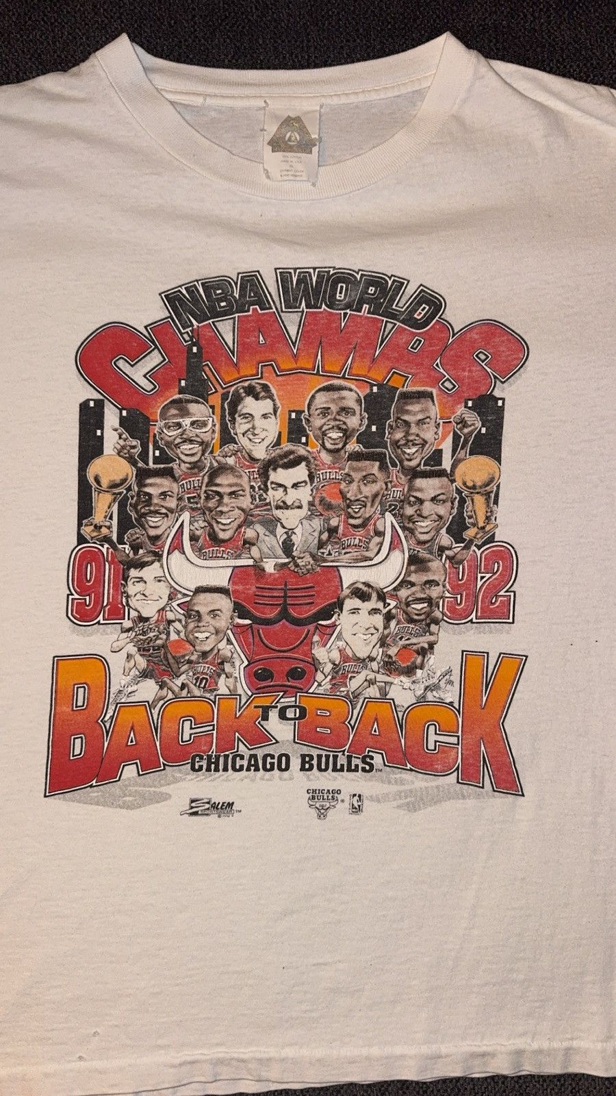 Jordan Brand × Vintage Vintage 1992 Chicago Bulls “Back To Back” World Champions Size US XL / EU 56 / 4 - 1 Thumbnail