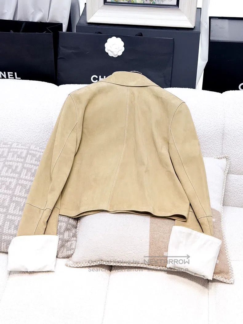 Loewe Loewe Camel Suede Short Leather Jacket Size XS / US 0-2 / IT 36-38 - 4 Thumbnail
