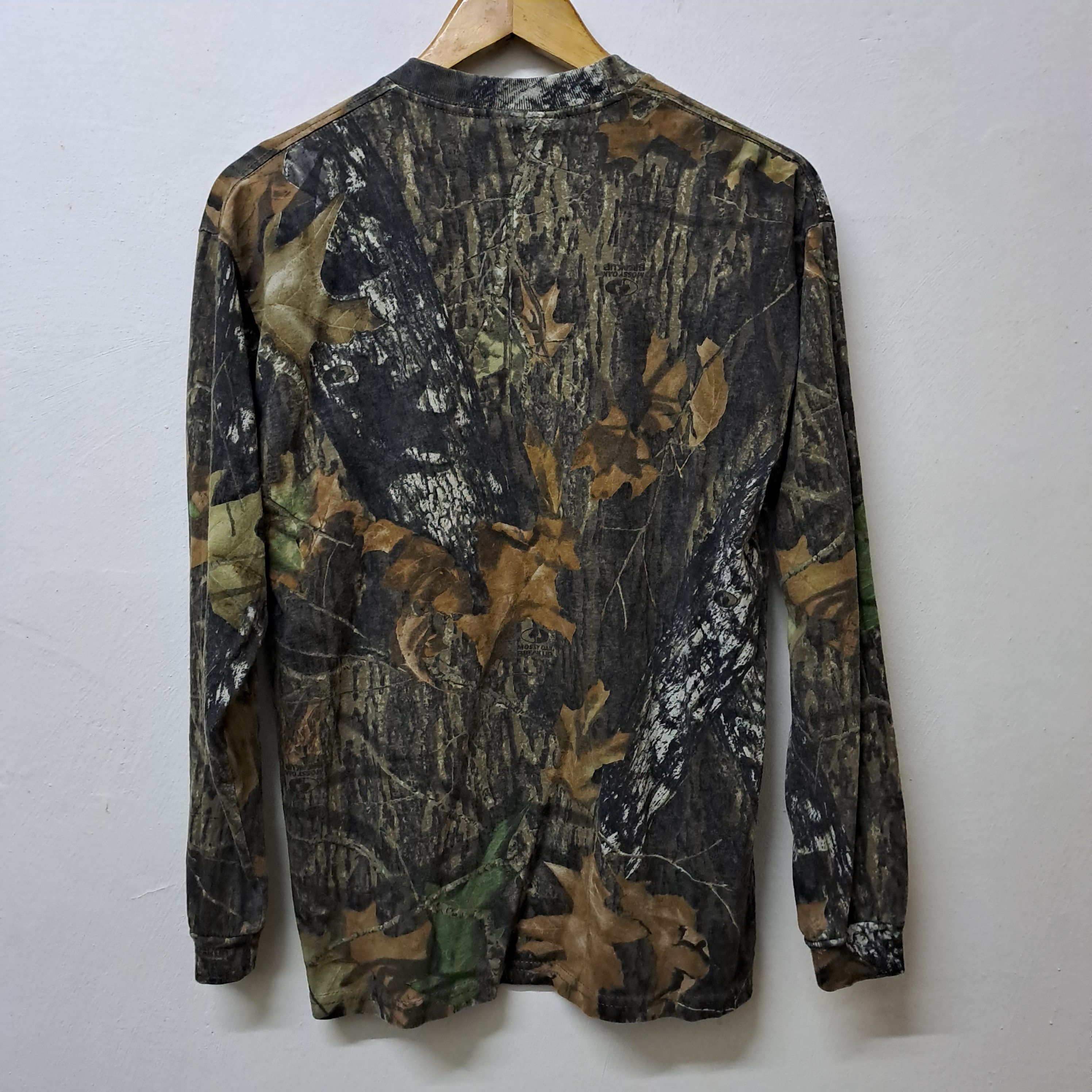 Mossy Oaks Vintage Mossy Oaks Realtree Camo Longsleeve T Shirt Size US S / EU 44-46 / 1 - 8 Thumbnail