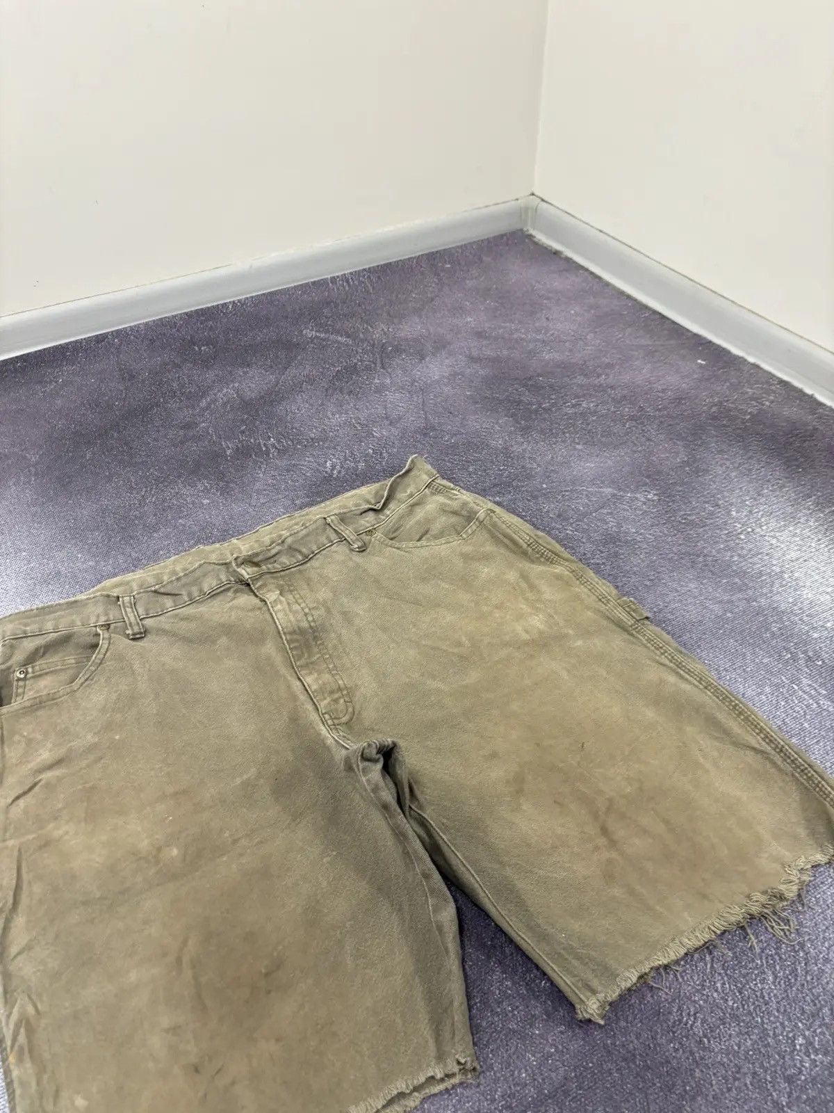 Dickies × Vintage Vintage Dickies Y2K Olive Work Hype Cropped Baggy Shorts Size US 38 / EU 54 - 6 Thumbnail