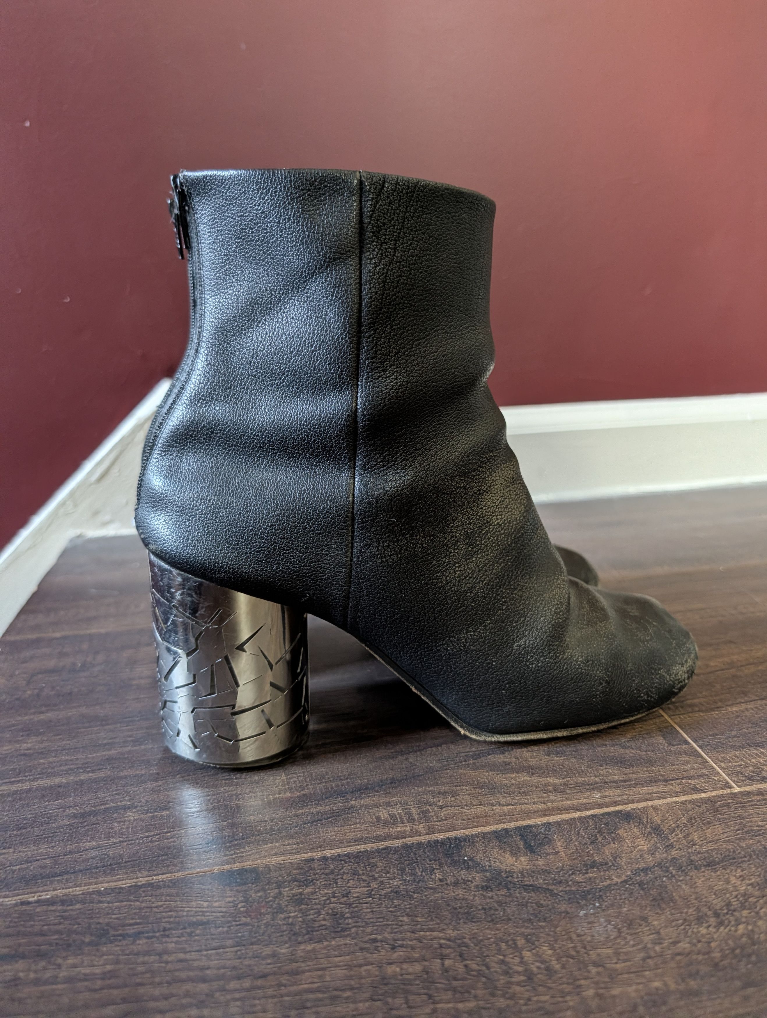 Maison Margiela Shattered mirror heeled black leather zip-up boots 41 Size US 8 / EU 41 - 2 Thumbnail