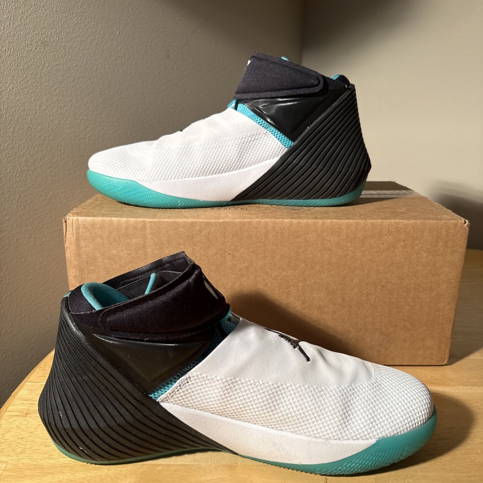 Jordan Brand Men’s 12 - Nike Air JORDAN WHY NOT ZER0.1 Hyper AA2510-103 Size US 12 / EU 45 - 3 Thumbnail