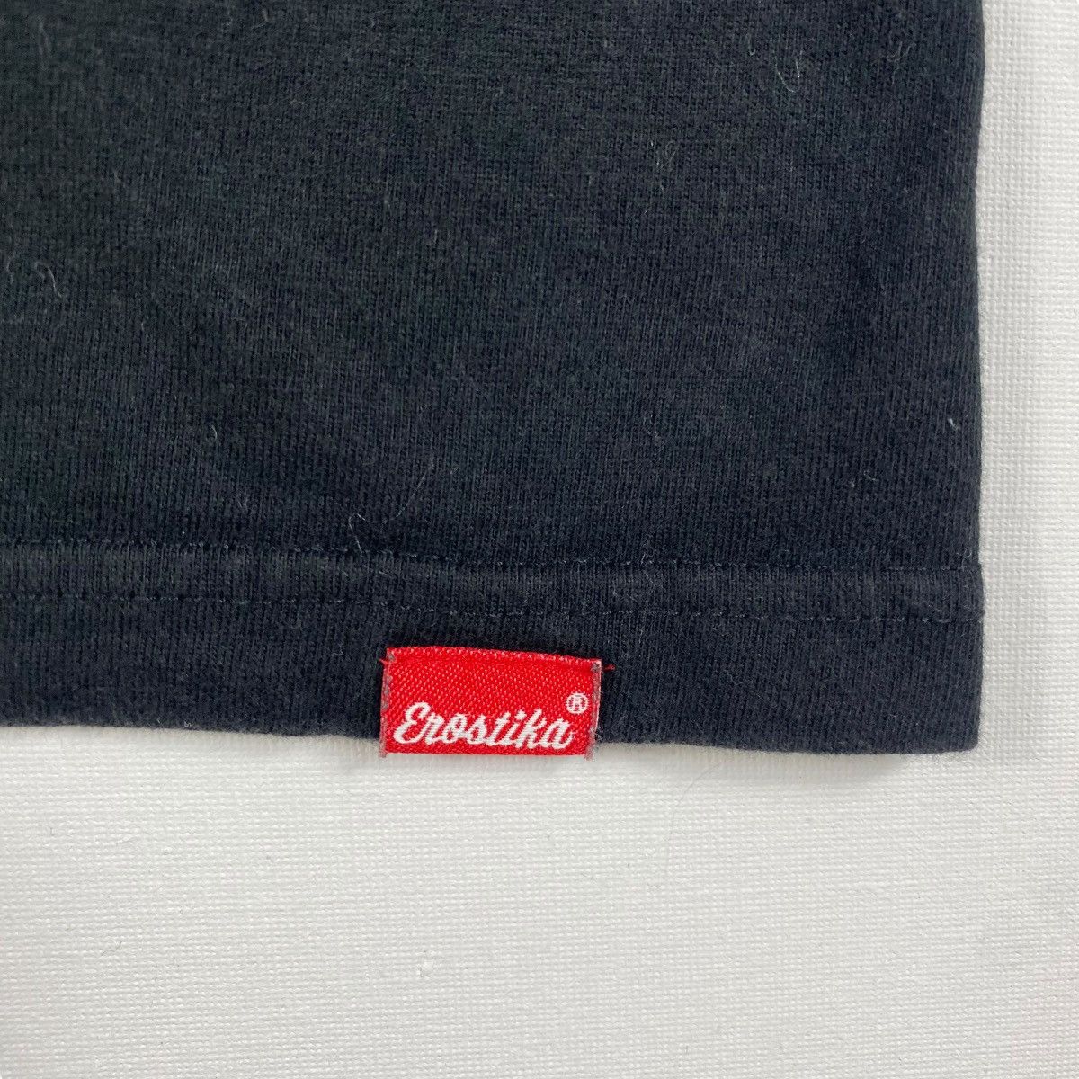 Japanese Brand × Vintage Vintage 00's EROSTIKA By Rockin' Jelly Bean Graphic Tee Size US L / EU 52-54 / 3 - 4 Thumbnail