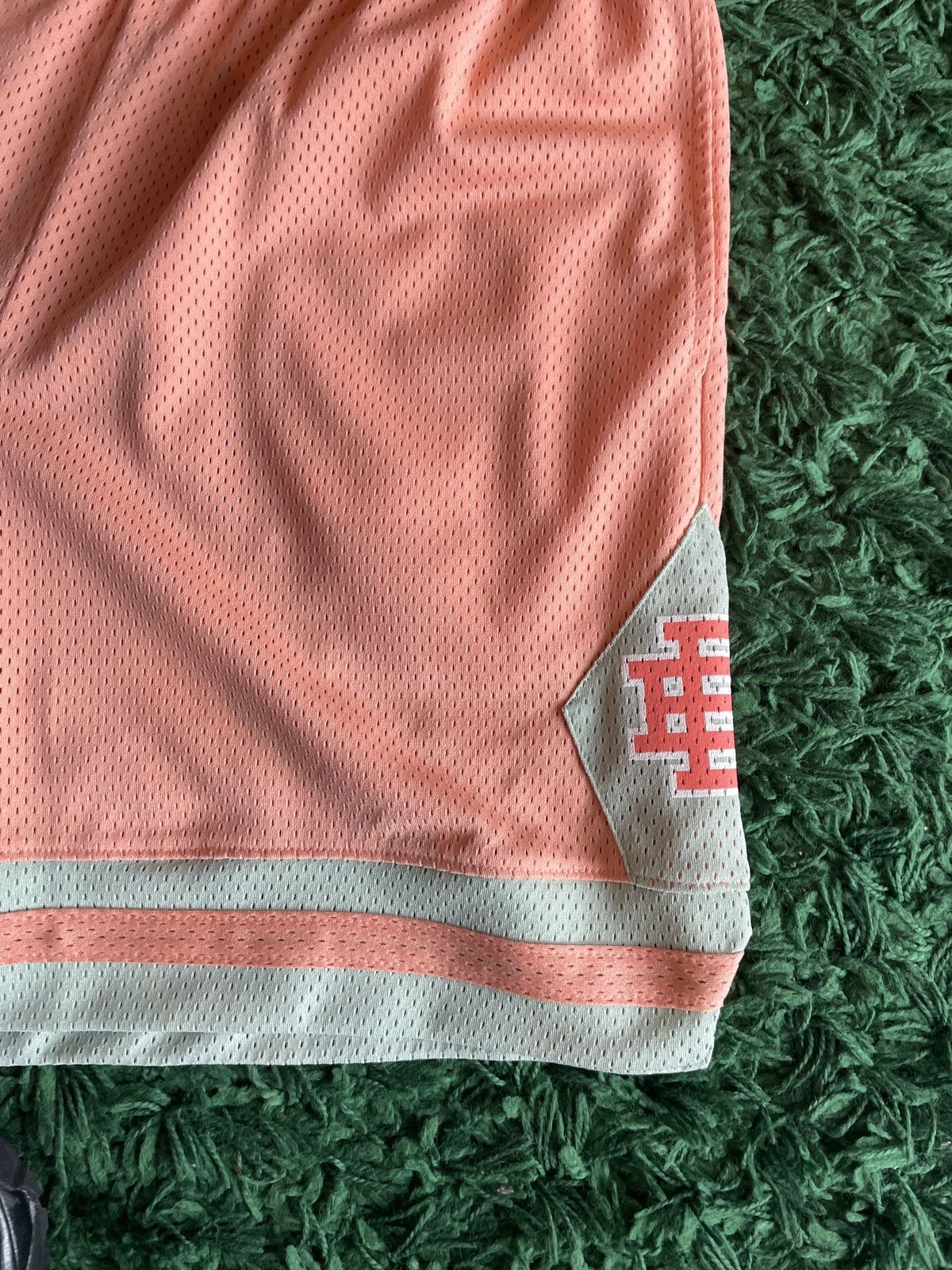 Eric Emanuel Eric Emanuel Shorts v2 Salmon pink x green Size US 32 / EU 48 - 3 Thumbnail