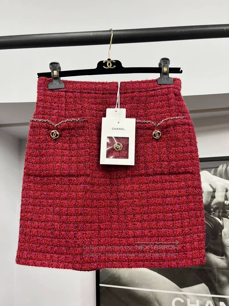 Chanel Chanel 23B red tweed skirt Size 24" / US 00 / IT 34 - 1 Thumbnail