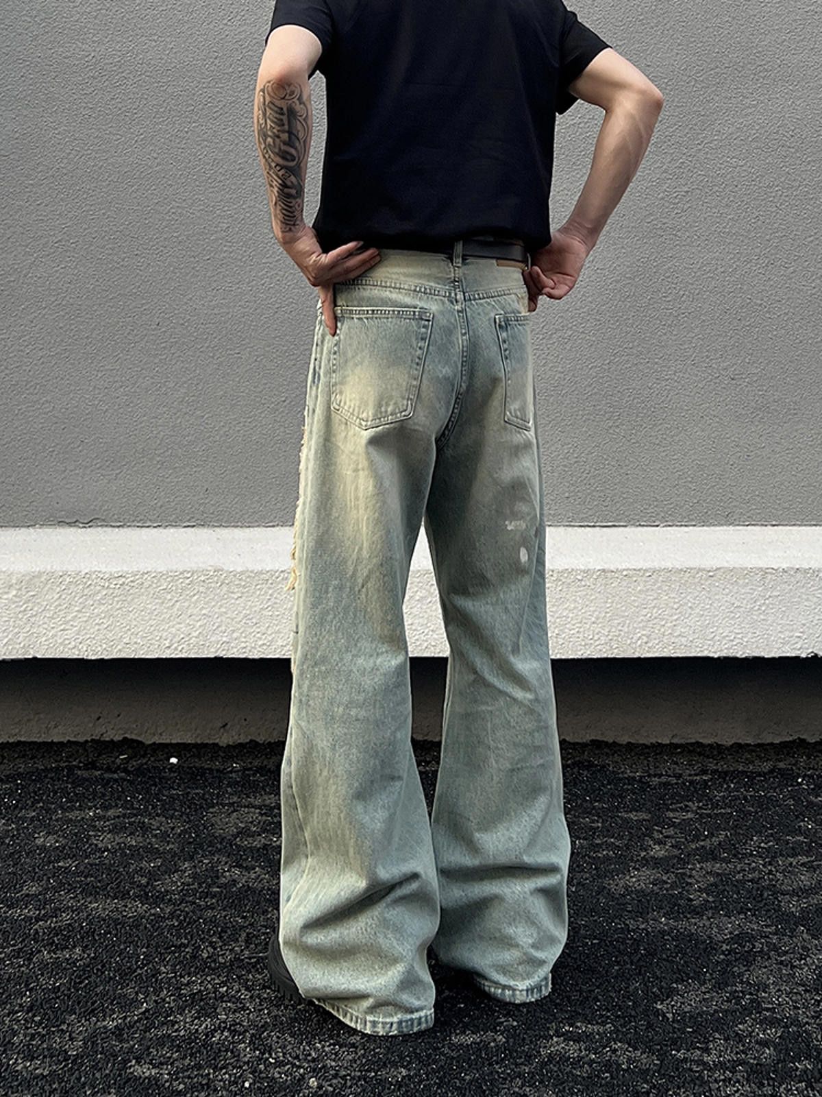 Vintage Ripped Distressed Light Blue Wide-Leg Jeans Size US 32 / EU 48 - 6 Thumbnail