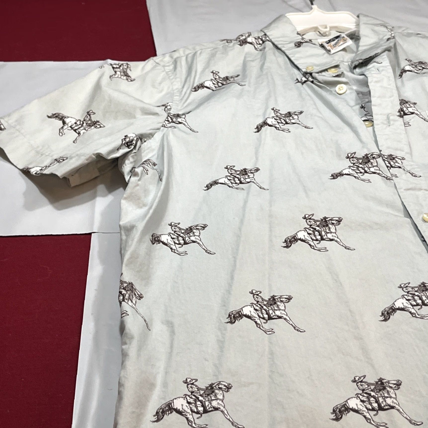 Vintage Kennington Shirt Men’s 2XL Short Sleeve Button-Up Western COWBOY HORSE Cotton 2X Very Light Green Retro 90s Beach Outdoor Pockets Mens Size US XXL / EU 58 / 5 - 7 Thumbnail