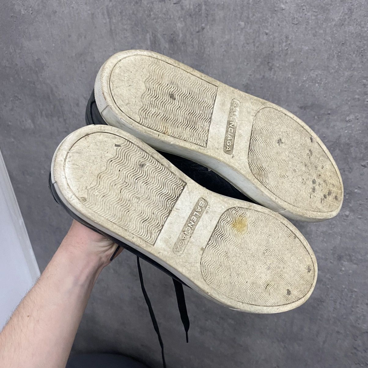 Balenciaga Balenciaga Arena Low Black Cracked Leather Sneakers Size US 10 / EU 43 - 6 Thumbnail