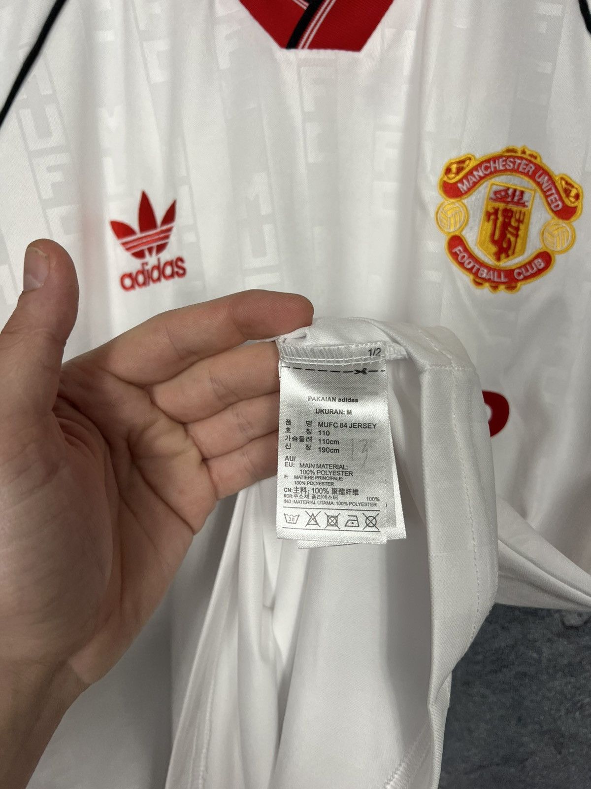 Vintage Vintage 1988-1989 Adidas Manchester United Jersey T-shirt Size US M / EU 48-50 / 2 - 6 Thumbnail