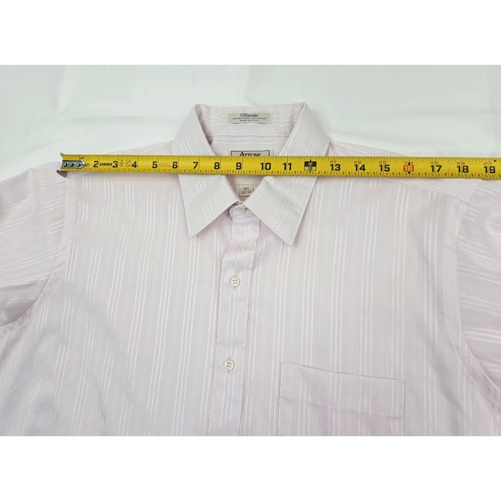 Arrow VINTAGE Arrow Kent Dress Shirt Striped Lightweight Pink Men 16.5 32/33 Large Shirt Men Pink Striped Kent Finesse Shirt 16.5/32-33 Mens Size US XL / EU 56 / 4 - 5 Thumbnail