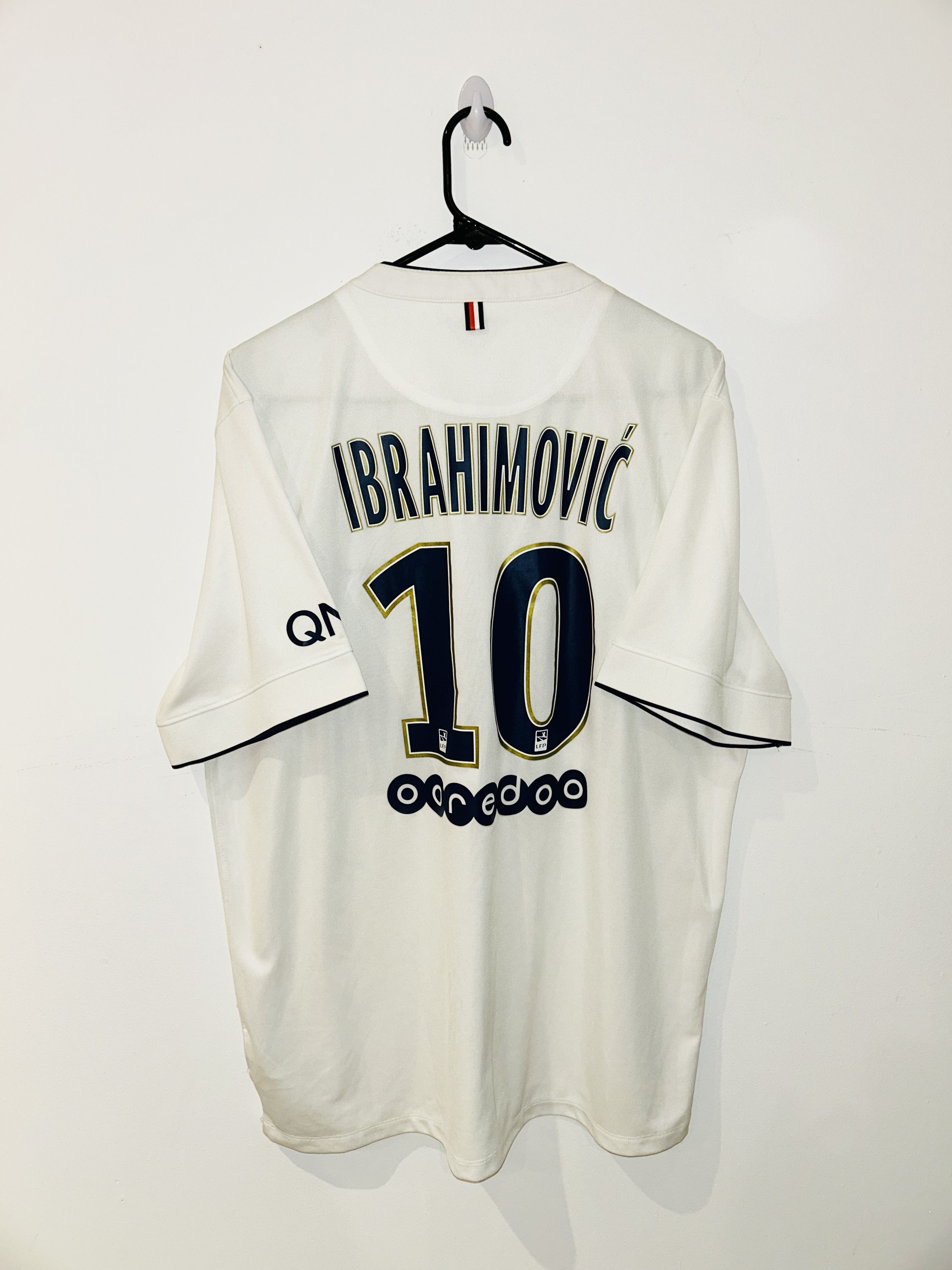 Nike Psg 2014/15 away ibrahimovic jersey Size US XL / EU 56 / 4 - 1 Thumbnail