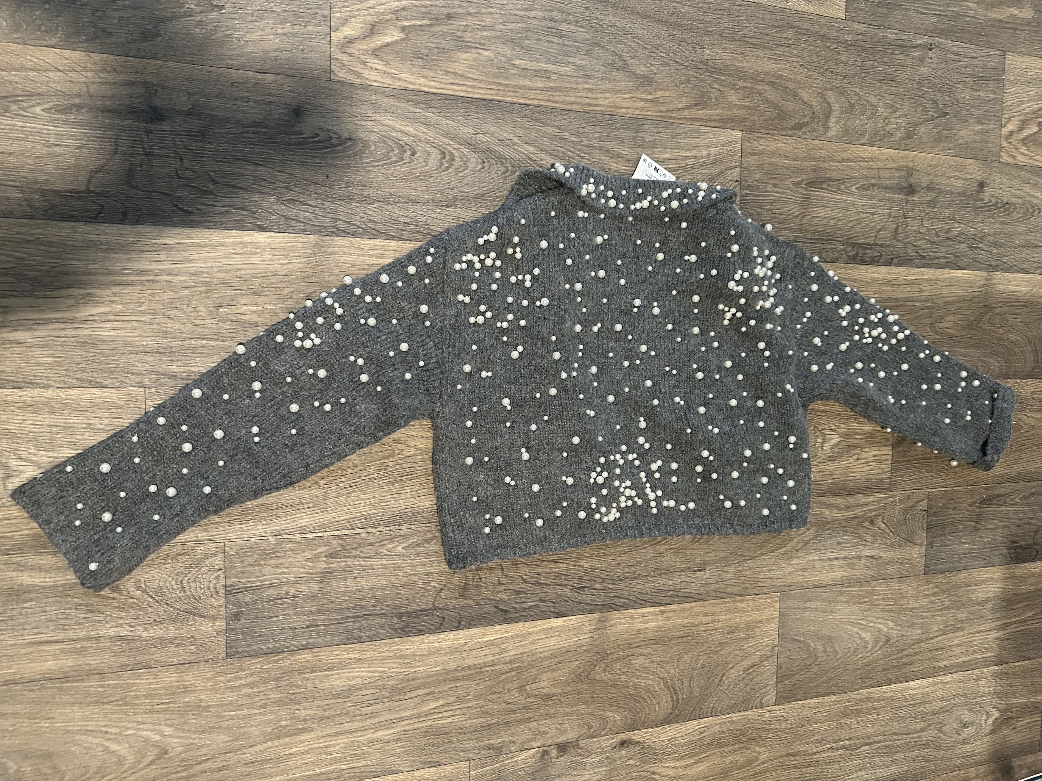 Zara Women's Pearl Cropped Cardigan Size M / US 6-8 / IT 42-44 - 3 Thumbnail