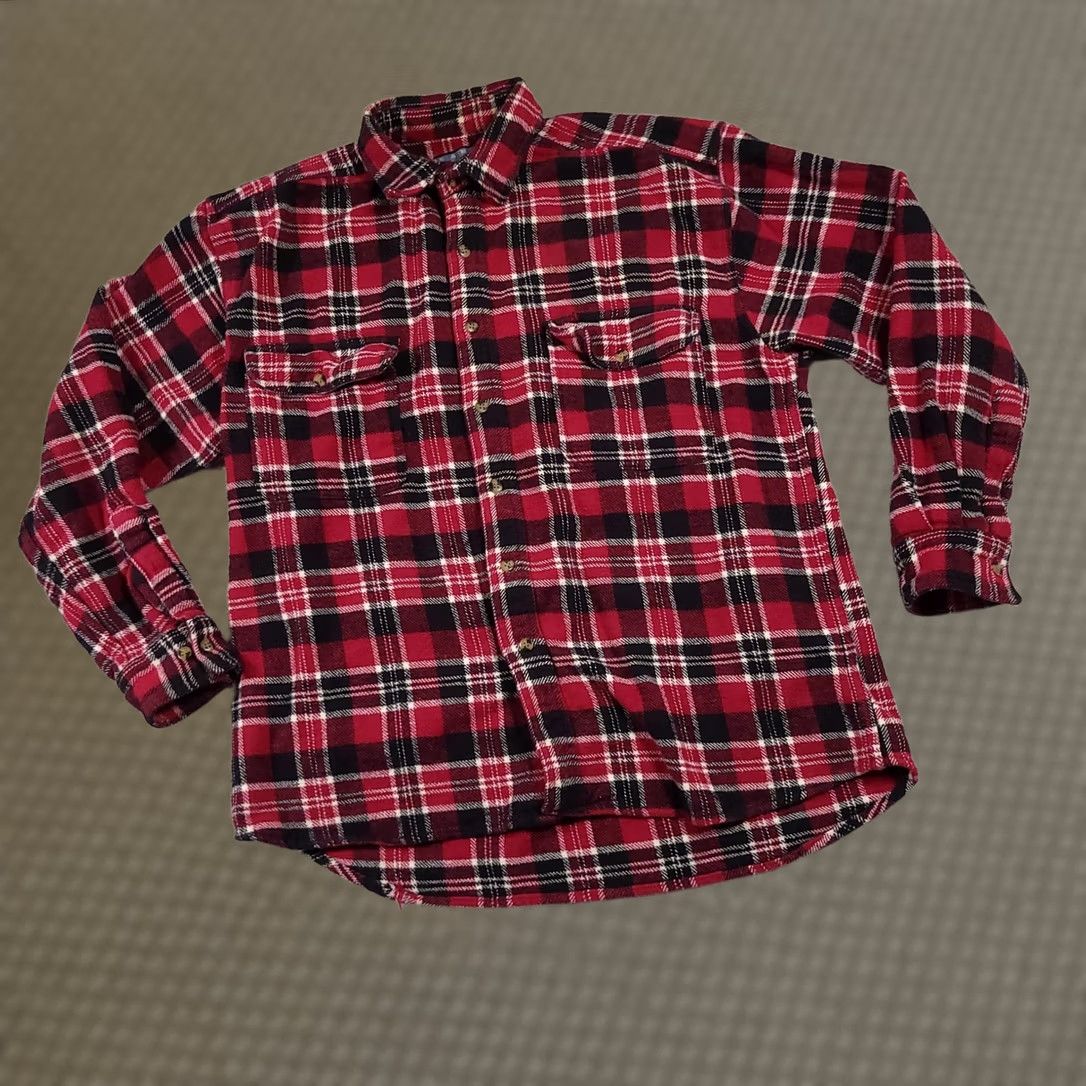 Vintage Sandy River Shirt Mens XL Red Black Plaid Flannel Button Up Long Sleeve Workwear Size US XL / EU 56 / 4 - 1 Thumbnail