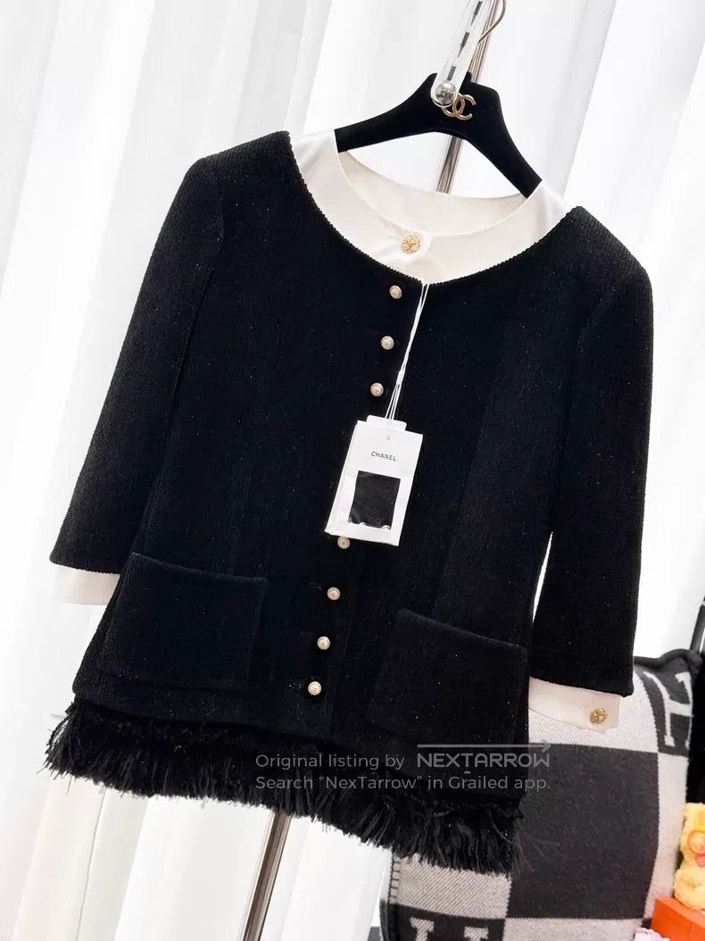 Chanel Chanel Long-sleeved coat with white tassels Size XS / US 0-2 / IT 36-38 - 2 Thumbnail