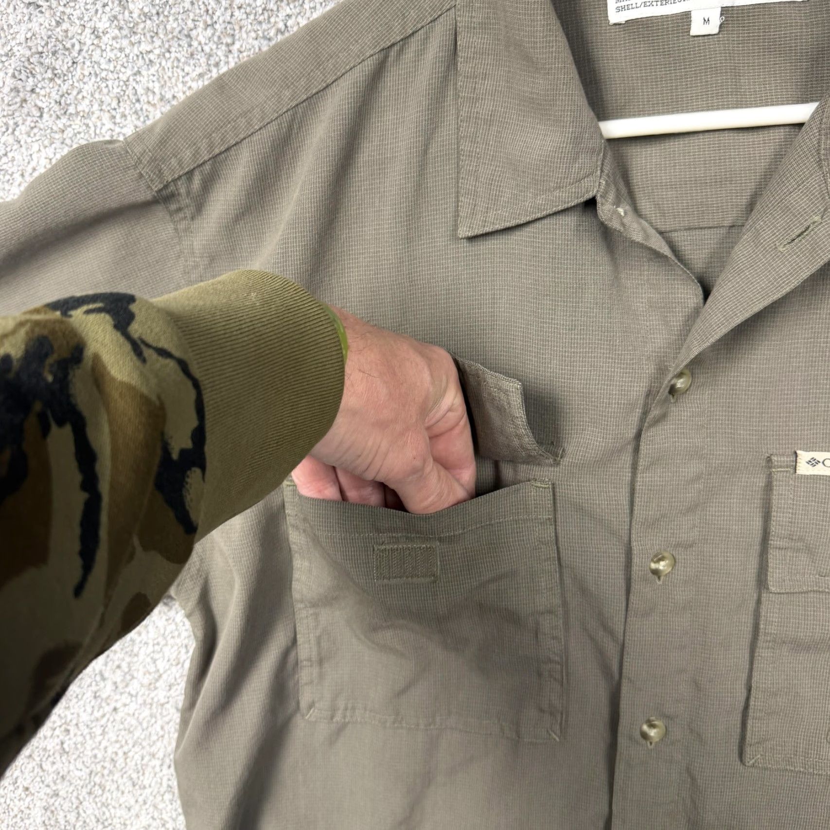 Olive Columbia Button-Up Shirt Mens M Olive Green Short Sleeve Check Outdoor Casual Workwear Hosiery? Size US M / EU 48-50 / 2 - 4 Thumbnail