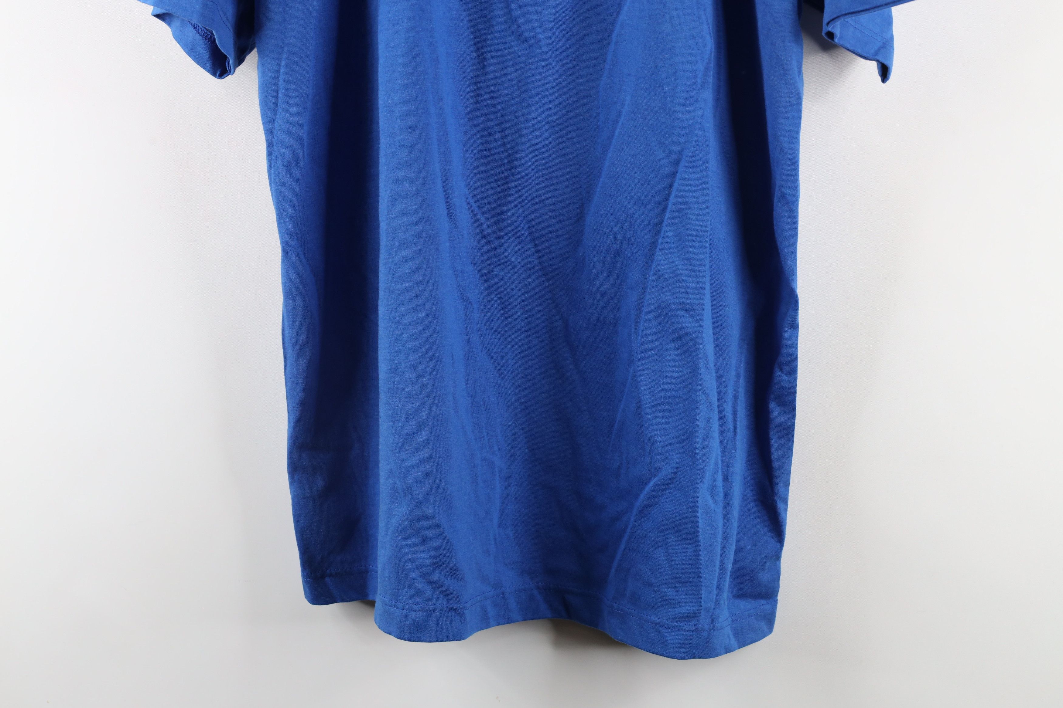 Vintage Vintage 90s Streetwear Sri Lanka Elephant T-Shirt Blue Size US L / EU 52-54 / 3 - 11 Thumbnail