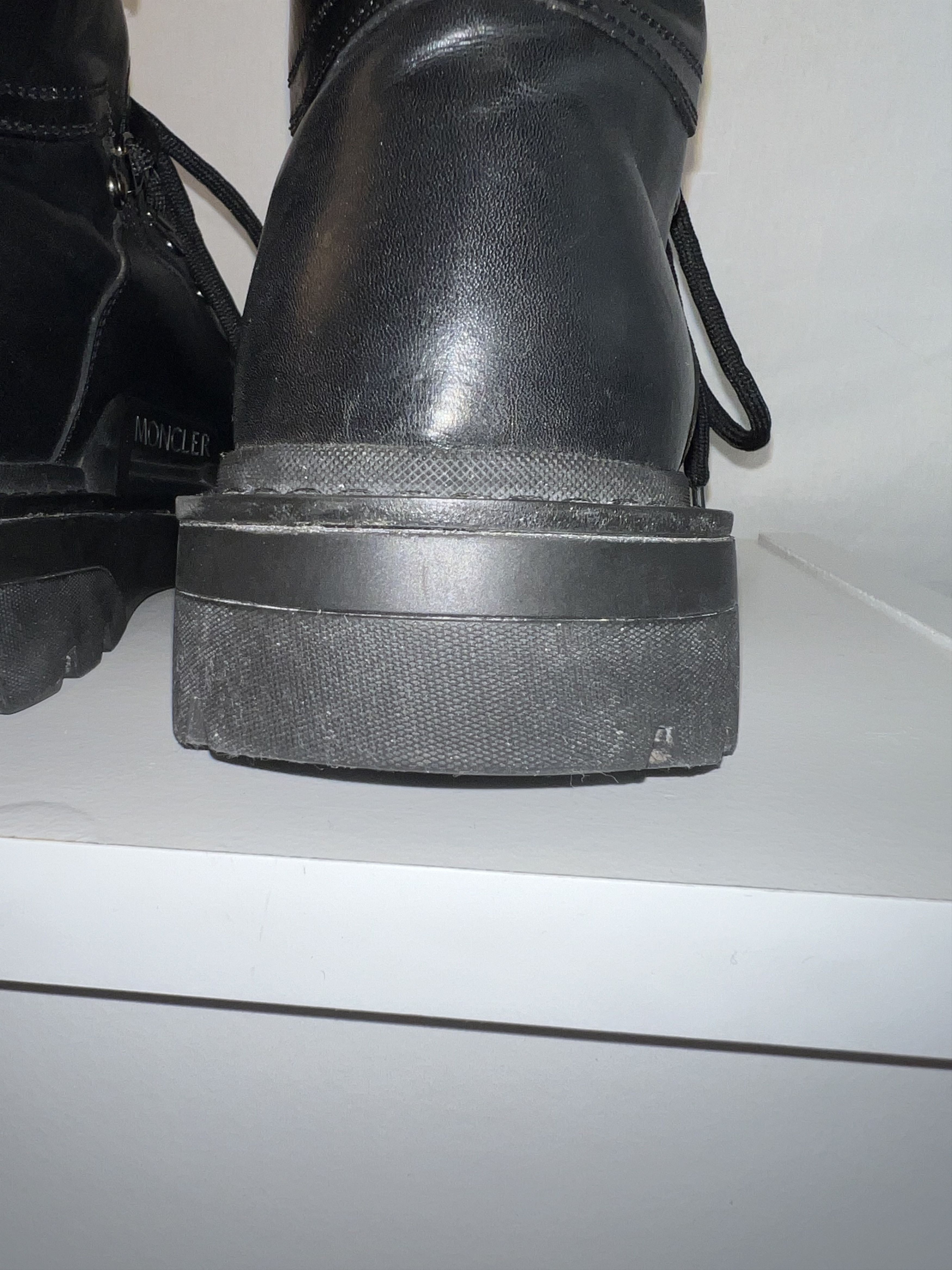 Moncler Moncler - Gently Worn Hiking Boot in Smooth Leather Size 11 Size US 11 / EU 44 - 12 Thumbnail