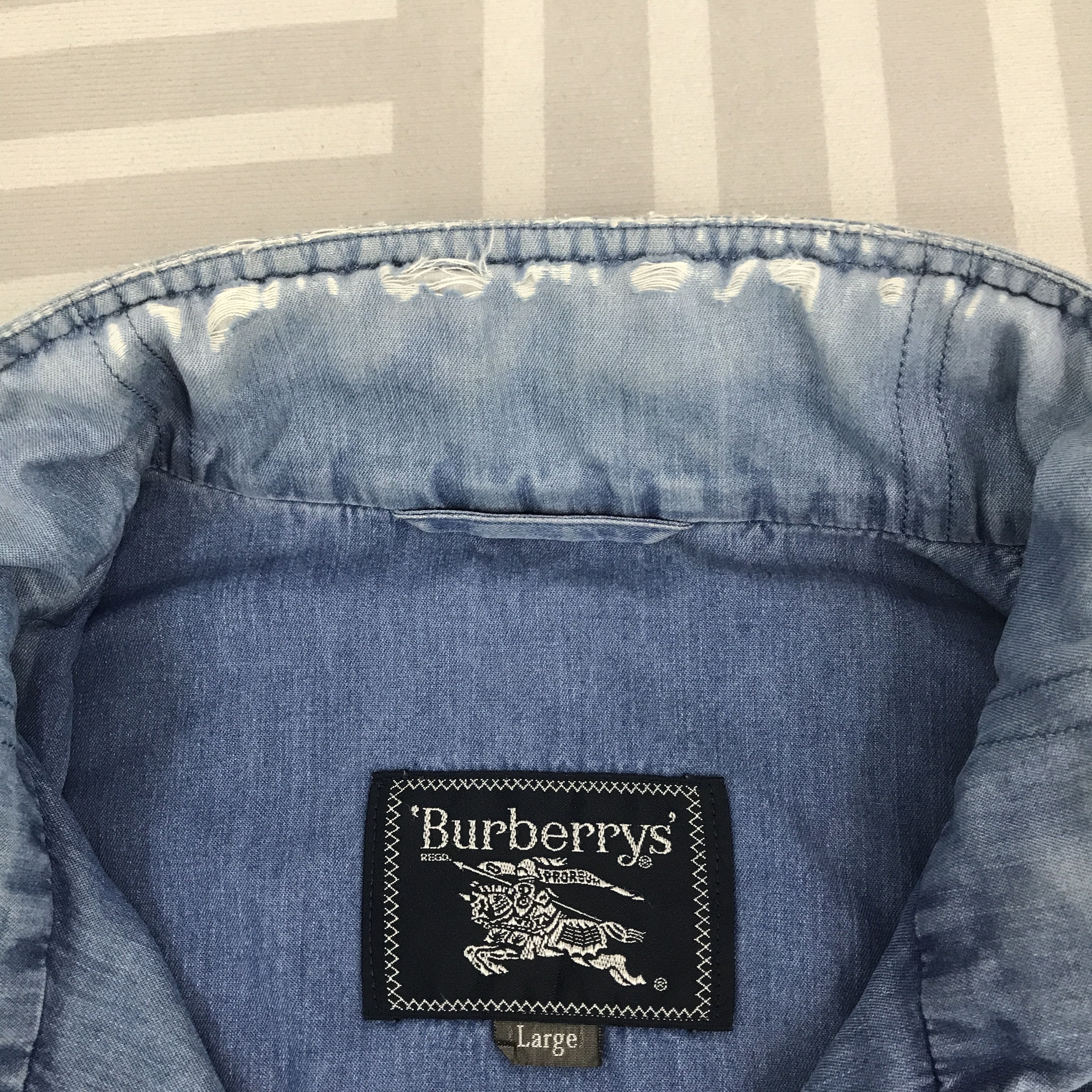 Burberry × Vintage Vintage Burberrys Denim Design distressed collar Jacket Size US L / EU 52-54 / 3 - 10 Thumbnail