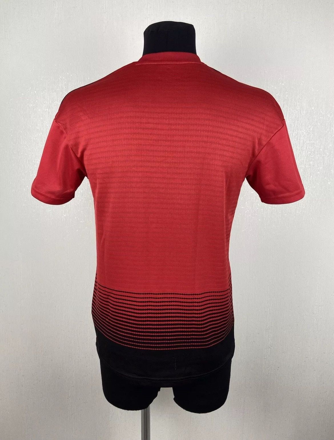Adidas Manchester United FC 2018/19 Home Jersey Shirt Adidas Size S Size US S / EU 44-46 / 1 - 3 Thumbnail