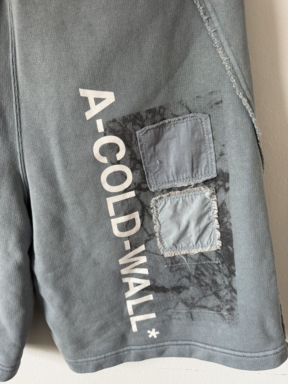A-COLD-WALL* A-cold-wall* deconstructed sweat shorts Size US 32 / EU 48 - 4 Thumbnail