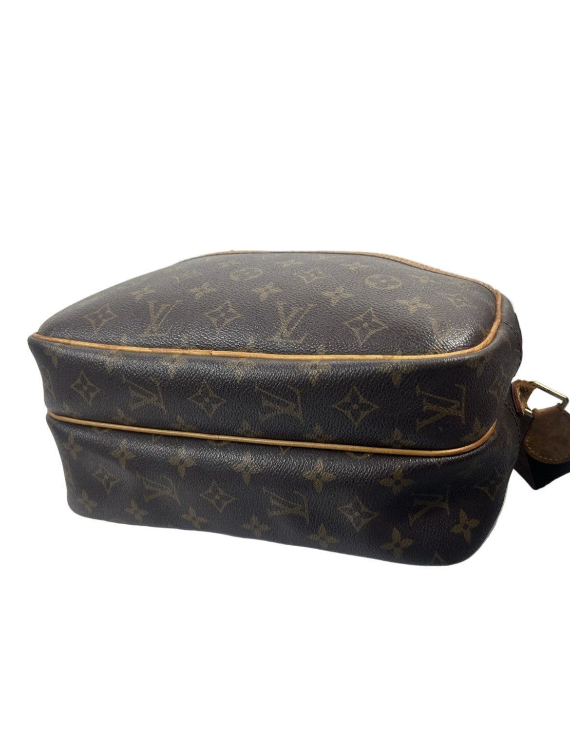 Louis Vuitton Louis Vuitton Monogram Reporter Messenger Bag Size ONE SIZE - 3 Thumbnail