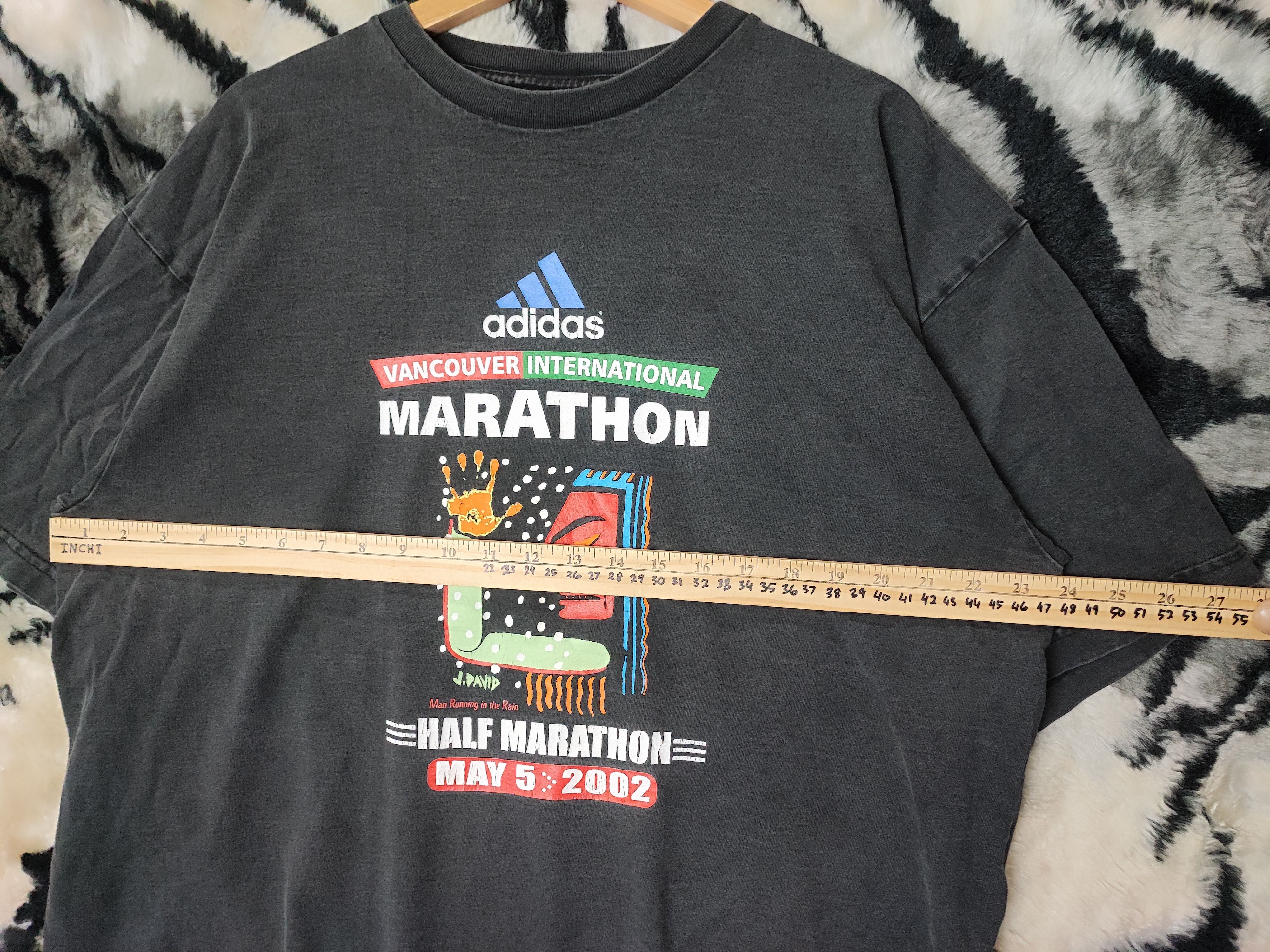 Adidas Adidas Vintage Tshirt Marathon Size US L / EU 52-54 / 3 - 6 Thumbnail