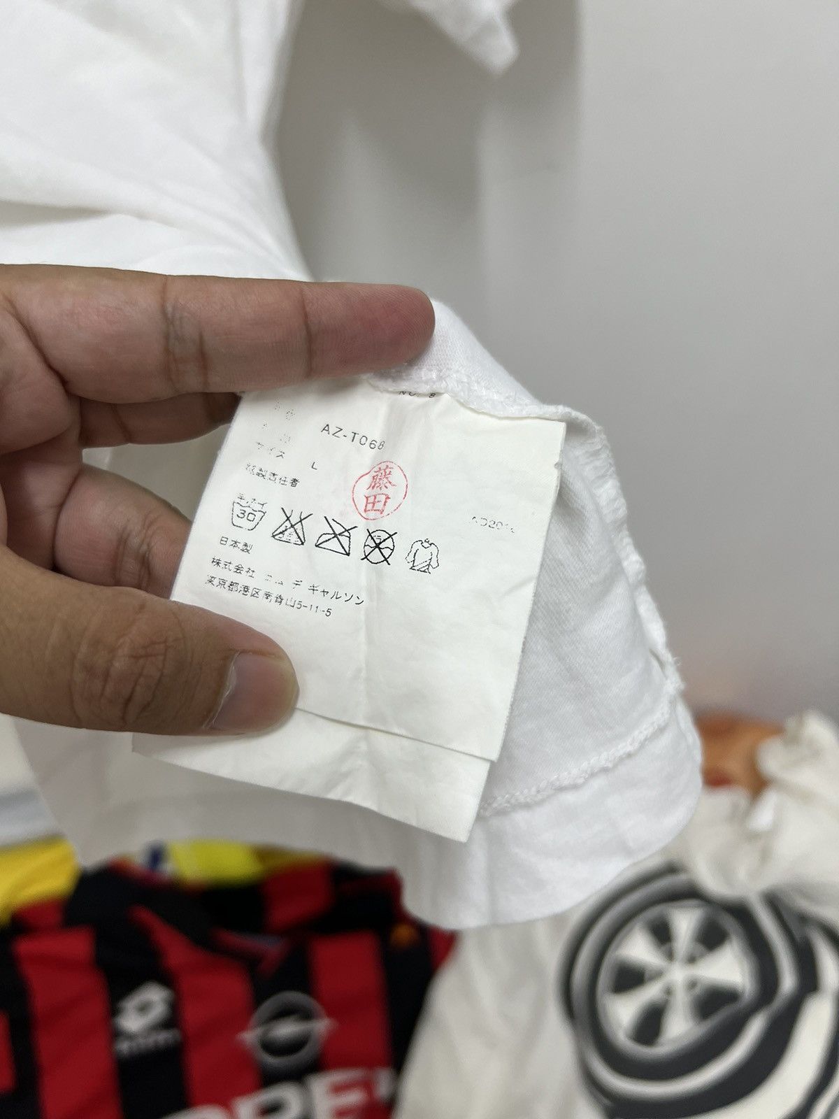 Comme des Garcons Comme Des Garcons Play Spell Out Shirt Size US L / EU 52-54 / 3 - 5 Thumbnail