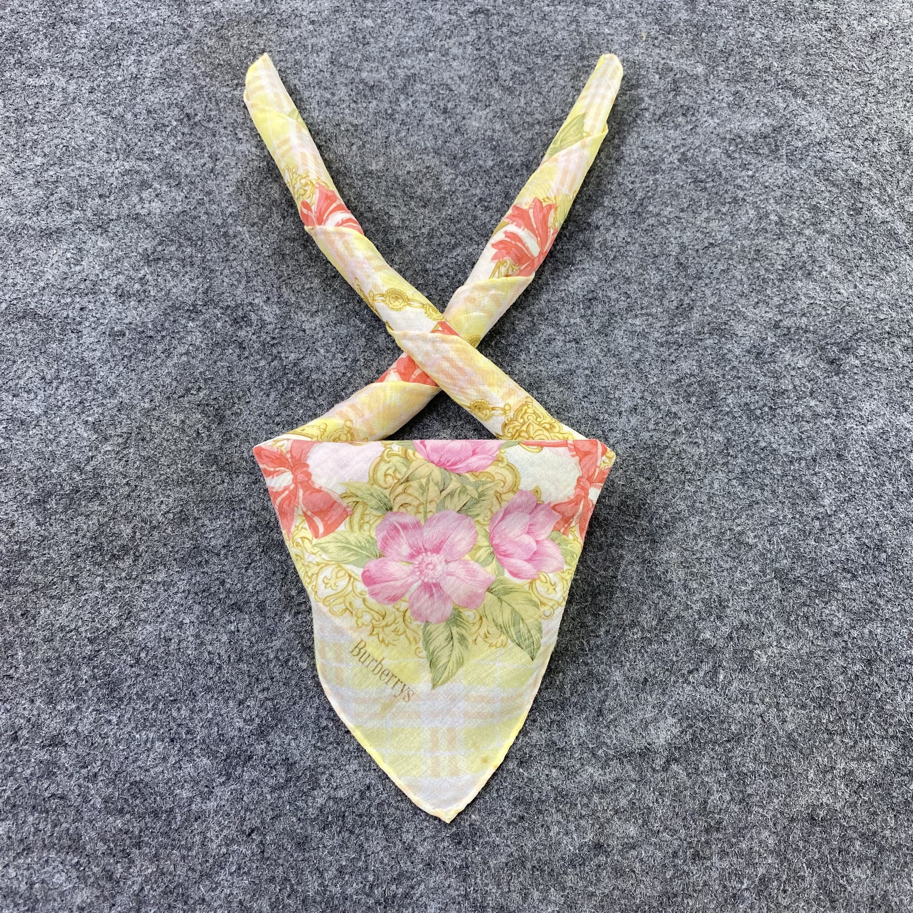 Burberry Burberry Handkerchief Neckerchief Bandana-B1842 Size ONE SIZE - 2 Thumbnail