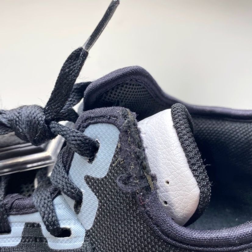 Nike Nike LeBron James Witness V6 HO21 DO9843-002 Mens Sz 10.5 Black White Nike LeBron Witness V6 Shoe Mens Sz 10.5 Black White DO9843-002 Size US 11 / EU 44 - 5 Thumbnail