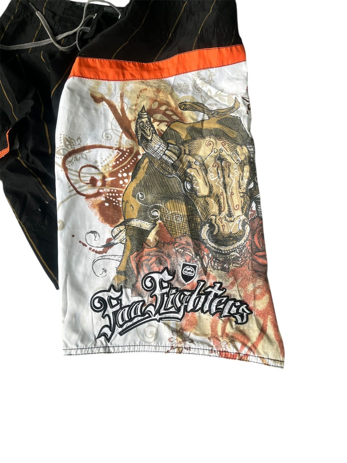 Band Tees × Billabong VINTAGE RARE ALL OVER PRINT FOO FIGHTERS BILLABONG SHORTS Size US 30 / EU 46 - 5 Thumbnail