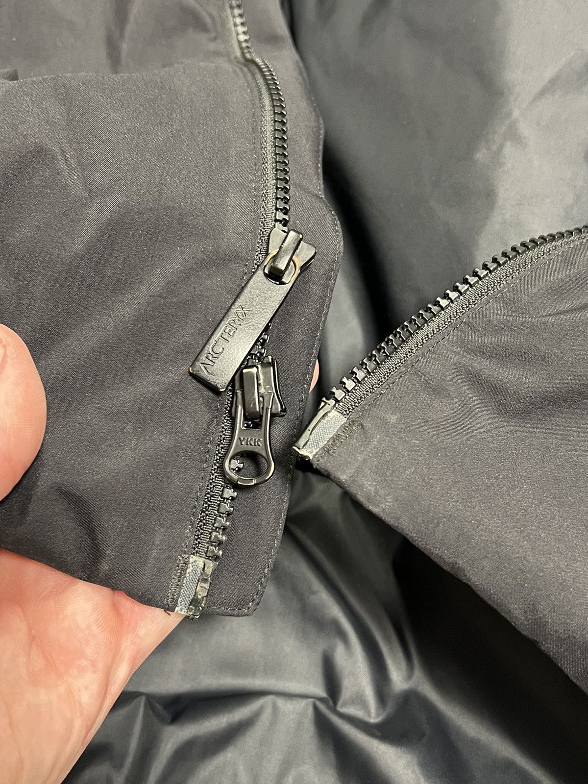 Arc'teryx Arcteryx wind stopper winter jacket men’s size L Size US L / EU 52-54 / 3 - 14 Thumbnail