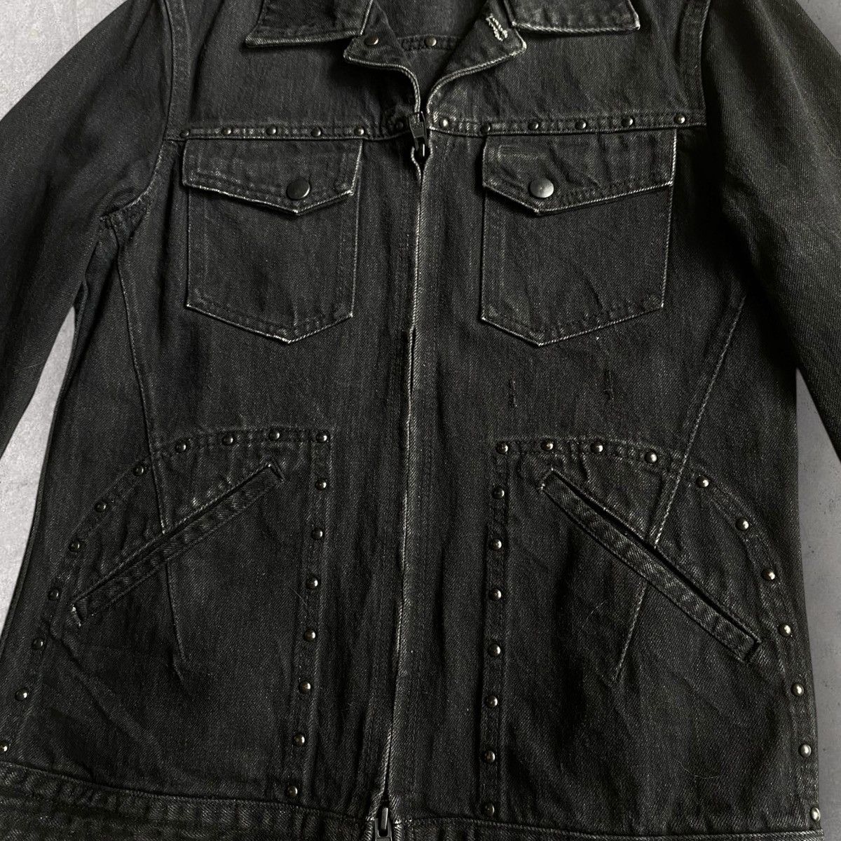 Number (N)ine N(N) Rivet Studded Denim Trucker Jacket Size US S / EU 44-46 / 1 - 2 Thumbnail