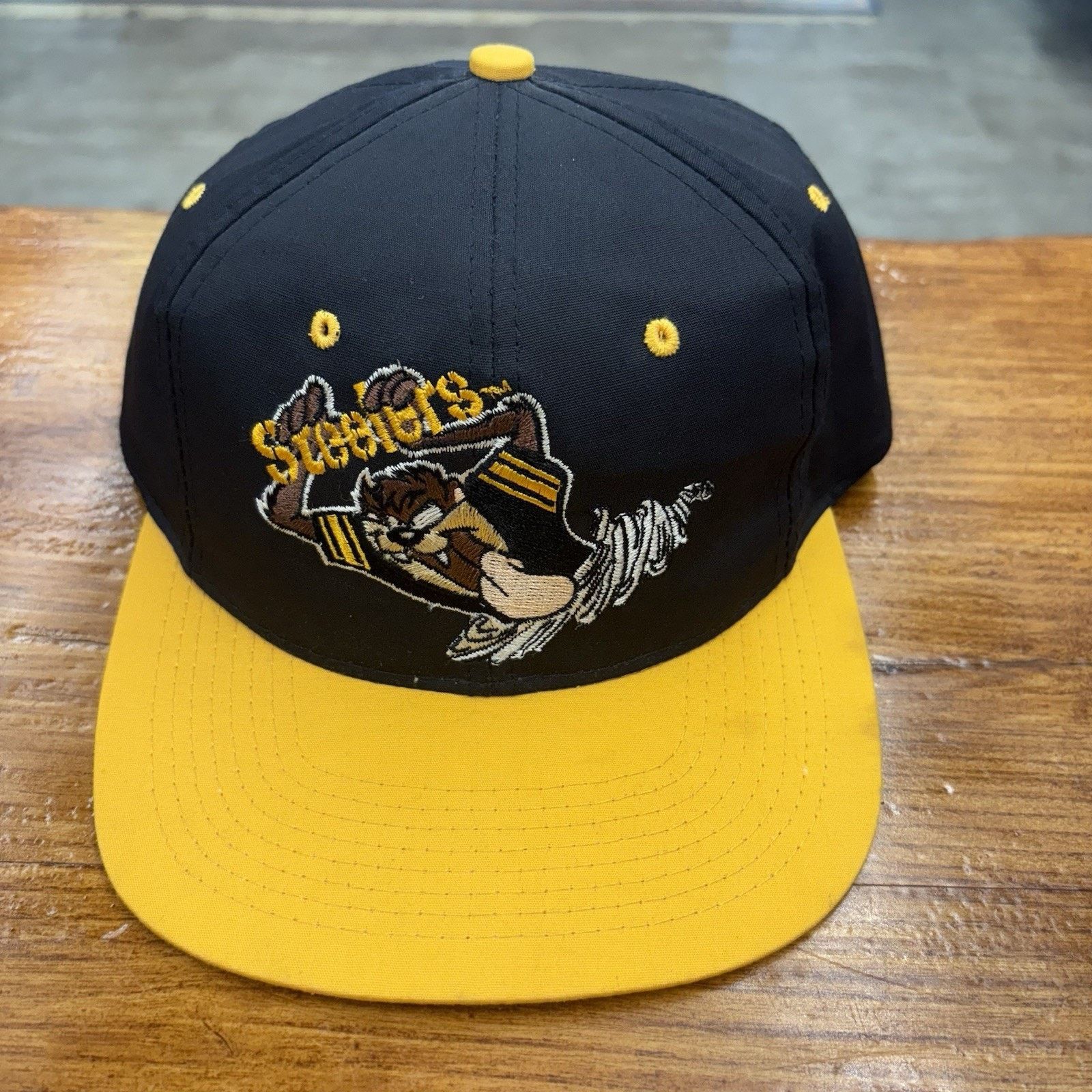 Logo 7 Vintage 90s NFL Steelers X Taz Looney Toons Snap Back Hat Size ONE SIZE - 2 Thumbnail
